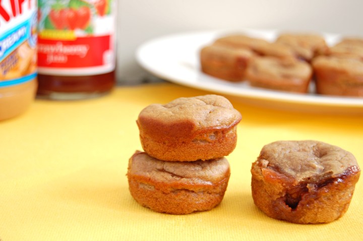 Flourless PB&J Blender Muffins | emthebaker.com