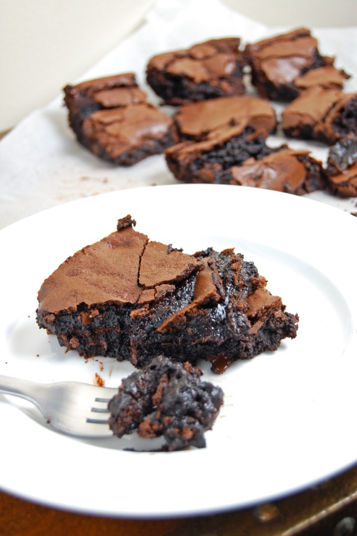 Flourless Fudge Brownies