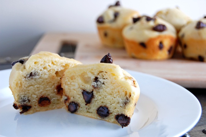 Gluten Free Chocolate Chip Muffins {incredibly fluffy, perfect anytime of day!} | emthebaker.com
