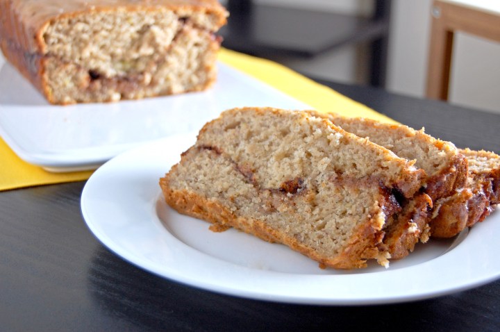 Gluten Free Apple Cinnamon Swirl Banana&nbsp;Bread